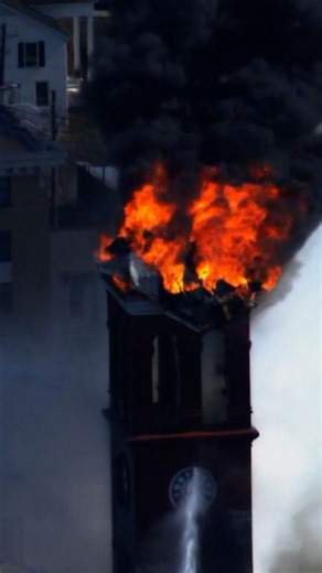 Massive flames engulf historic courthouse in Georgia