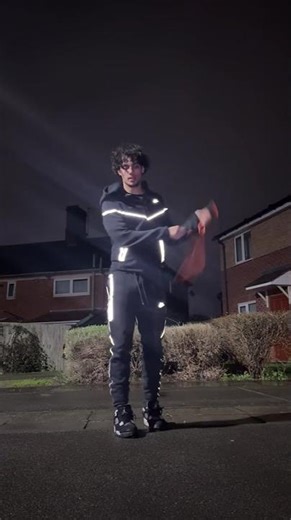 Skipping rope breaks mid-workout at night in Leicester, UK