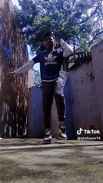 Exploring My Choreography Journey as a Dancer