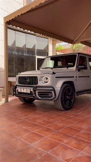 استكشف أروع سيارات مرسيدس S500 و G-Class