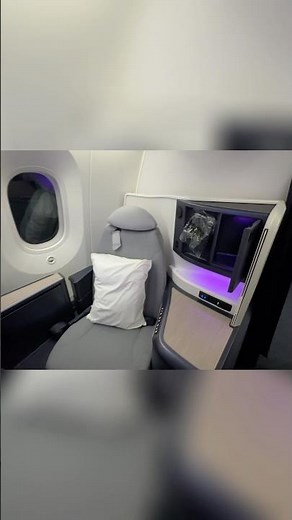 Get a sneak peek inside Air New Zealand’s New Business Premier cabin. #airnz #flightreview #travel
