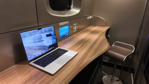 【出行】体验新干线N700S「胶囊个室」像网吧一样的独立空间 | 作者：Itsuka Japan | 机翻中文