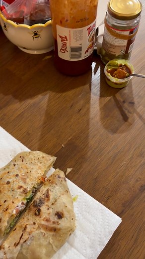 Homemade tortillas & maiz crunch wrap….. Taco Bell 🔔 can’t beat this! | Chente Fernandez