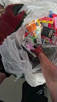 MASSIVE CVS FOOD HAUL! 😳 Dumpster Diving Jackpot Went dumpster diving with my girlfriend and we abso
