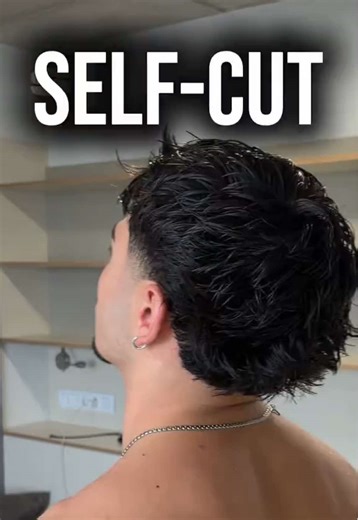 Mastering the Self-Cut Technique: A Barber's Guide