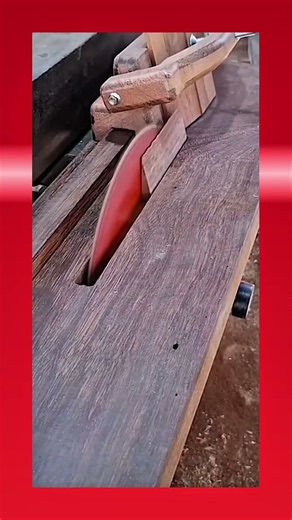 Cutting thin wooden board smoothly on table saw using push block safety guide! 🪚 #woodworking
