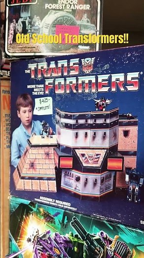 Old School 1980’s Transformers at the TOYHIO Toy show!