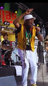 Jamaican Reggae ICON 💪🔥🇯🇲 Linval Thompson blazing the stage with “Long Long Dreadlocks” 🎶 Live at Rastaplas festival – pure roots & culture vibes! 🌿🎤 🎥 Captured by Reggae live concerts – feel the energy! #LinvalThompson #LongLongDreadlocks #RastaplasFestival #RootsReggae #ReggaeLegend #ReggaeLiveConcerts #JamaicanVibes | Reggae-agenda