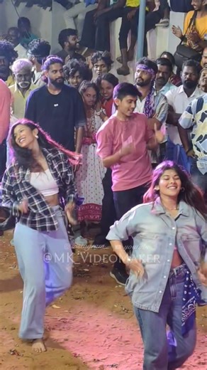 pavithra detta dance in kulasai dhasara #pavithradetta #dhasaradance #newtrend #trending #shotsfeed