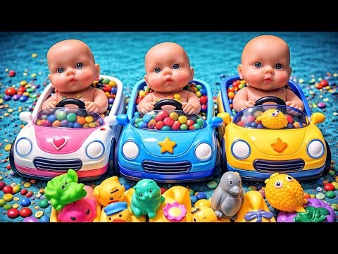 Cute Baby Dolls Bath Time 🛁 | Fun Kids Toys Play Video 😍 | Colorful Bath Toys for Kids