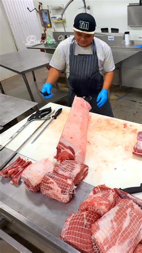 28K views · 3.9K reactions | Pork Back Fat #pork #backfat #porkfat #butchervan #bondsums #vanzam #VanZambrano #Zambrano #Vandervelt #butcher #butcherlife #meatshop #pinoybutcher #local #saskatchewan #canada #philippines #salay #meatbutchervan #zambranobutchery | Vandervelt Zambrano | Facebook