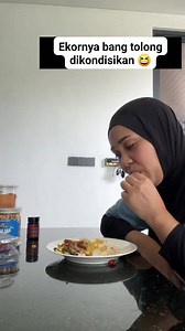 914K views · 7.5K reactions | Ekor abang mendarat di piring ibuk 來 #pororo | Cici Chania dan Pororo | Facebook