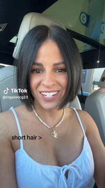 Mastering the Short Bob Haircut: A Complete Tutorial