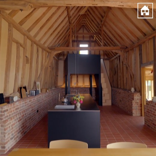 The care involved in the restoration of Jankes Barn has earned it a place on the shortlist to become the Royal Institute of British Architects' House of the Year 2025 🏆 | Grand Designs