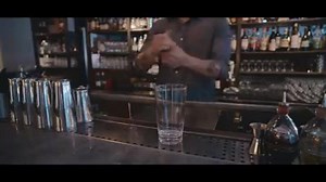 Captain Lieutenant VS Cognac, Peach Bitters, Sugar, Aromatic Bitters, Punsch Float. A twist on a traditional Swedish chaser Guldkant (Gold layer). Modern styled pousse-café. För att boka bord, gå in på www.linjetio.com eller ring oss på 08-22 00 21 | Tjoget