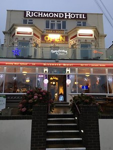 How To Choose The Best Hotel For Your Holiday Visit