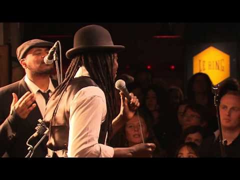 Faada Freddy - Le Ring - Live