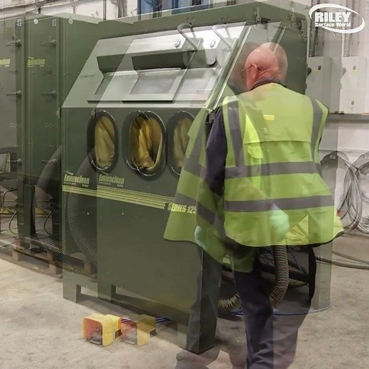 Hodge Clemco Enviraclean 1250 Shot Blast Cabinet with Cyclone, Pressure Pot and Dust Extractor