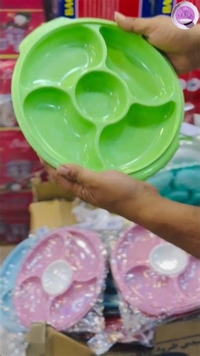 PLASTIC 5 SECTION SERVING TRAY Candy& Nut Serving Dishes Tupperware Large Serving Centre With DipCup