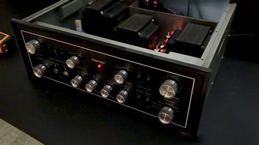 Getting my NOS RCA 6L6GC tubes settled into my Sansui AU-111. These are 1968 tubes and perfectly matched, which is somewhat rare to find a quad like this. Cost me $$$$$$$$! But absolutely worth it. I’m having some of my other audio equipment worked on. I think might have a problem…😬. #vinyl #tubeamp #sansui #vintageaudio