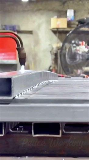 Watching A Bent Metal Fence Straighten Itself With Pure Heat! 🔥