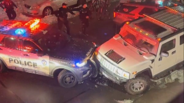 Video shows dramatic police ramming of alleged stolen Hummer