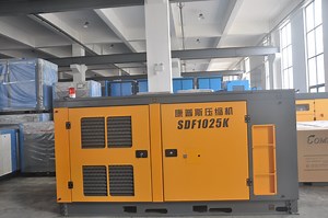 [Hot Item] Factory Low Noise High Efficiency Energy Saving Screw Compressor Industrial Screw Air Compressor