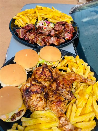 Delicious Platters from LA LIGA KITCHEN