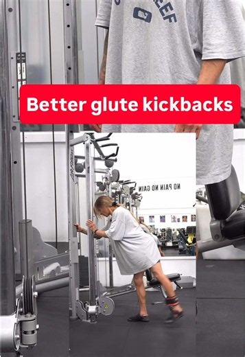 Fix your glute kickbacks! When the pulley is set up too high, the cable pulls downward instead of forward so at the top of the movement, your leg is already elevated and the glute doesn’t work as hard to resist that direction. When you lean too far forward, you turn the movement into more of a horizontal swing where the tension shifts away at the top. It’s also harder to stabilise so you end up using more momentum. For my training plans, hit the link in my bio to join the DBC #glutekickbacks #gl