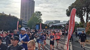 Runners are away 🏃🏃‍♀️ | Point to Pinnacle