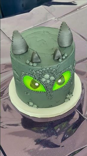 How to Train Your Dragon Toothless birthday cake