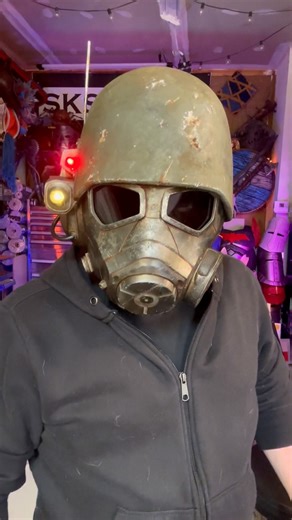 SKSProps on Instagram: "Getting closer to completing my Fallout NCR Ranger helmet. One thing I really wanted to do was to add some textures to the dome of the helmet using tile grout. It’s a very durable mixture once cured and is easy to apply with just a chip brush. Full finishing tutorial including the lighting, painting, and weathering of the helmet is in the works. Helmet file from @galacticarmory Printed on @bambulab_official H2S grey PLA Painted using: @tda_maker_supply Duralumen @goblinsh