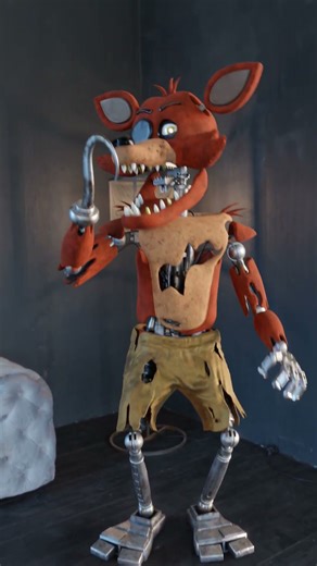 foxy irl #fnaf #fnafirl #irl #real #foxy #animation #short #shorts #animatronic