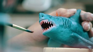 Mesmerizing shark & diver resin diorama – sculpting an underwater scene!