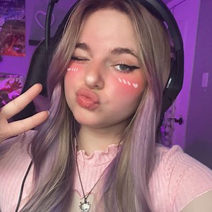 katiebearofficial - Twitch