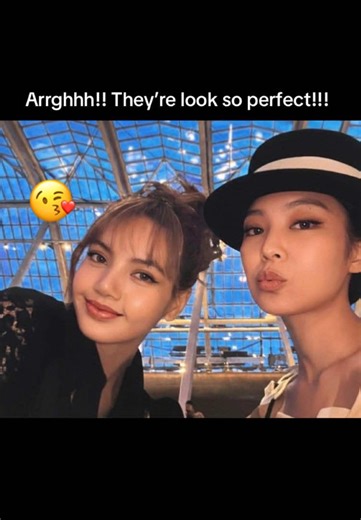 Only jenlisa stans can relate.🥰 #jenlisa #jennie #lisa #blackpink #jenlisaisreal