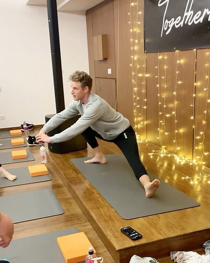 London - Flexibility Workshops 🙆‍♀️🙆‍♂️ Led by Ted speaker & Author Roger Frampton. Our flexibility classes help you to: - Increase your flexibility and mobility - Reduce pain and chance of injuries - Feel more free and open in your body We’ve just released the new dates for our Central London workshops. Beginners welcome - Click the link to reserve your space. | Roger Frampton