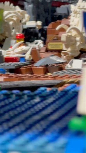 Using Mirrors in the Lego City to see a dinosaur fossil dig site behind the Lego subway #lego