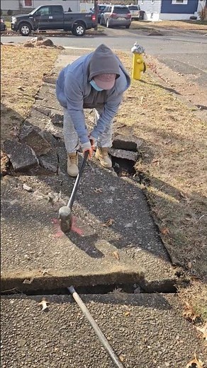 How to break concrete with sledgehammer