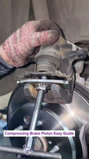 Compressing Brake Piston Easy Guide #mechanic #carmaintenance #toolhacks #mechanictips