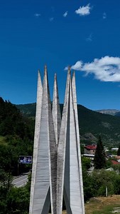 Discover Dilijan, Armenia’s colorful escape in Tavush! Tucked in the lush green heart of Tavush, Dilijan is where nature, culture, and adventure come together. Top things to do: 🚶‍♀️ Hike scenic trails in Dilijan National Park 🚴‍♂️ Bike through forest trails 🌲 Zipline above the treetops 🎢 Visit family-friendly adventure parks 🌊 Explore scenic lakes like Parz 🏛️ Tour local museums and galleries 🏘️ Stroll through the charming Old Town And so much more! There’s a new color around every corne