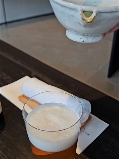 小林 広幸 on Instagram: "お正月休み後半は一泊で 石川県加賀市・山中温泉「花紫」へ♨️ 今回は久しぶりの一人旅。 釣りもYouTube撮影も一切なし。 撮れ高や構成を考えなくていい、 ただのお気楽のんびり旅行です。 カメラを置いて、温泉と蟹をゆっくり堪能。 そして、抹茶ビールには正直驚きました🍺(笑) 何もしない贅沢って、やっぱりいいですね。 料理の写真は、後日アップします📸 #一人旅 #大人の一人旅 #温泉旅 #何もしない贅沢 #リフレッシュ"