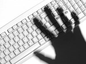 Les dangers du shadow IT - Swisscom B2B Mag e