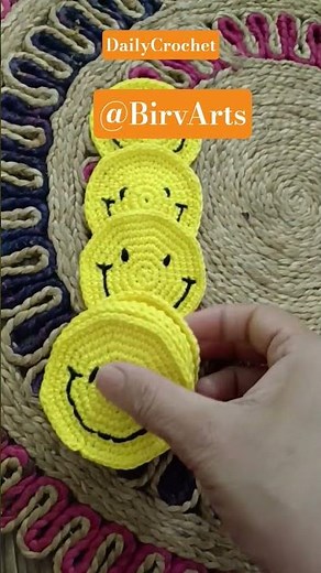 Daily Crochet | Cute Smiley Motif | Easy Crochet Applique