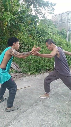self defense tutorial by:richard amancia #dudscomedyvines