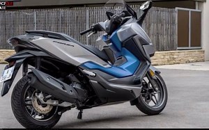 新本田佛沙HONDA FORZA 125踏板摩托，小马拉大车=实力