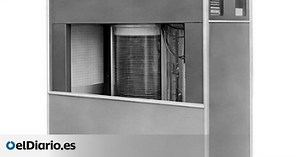 El primer disco duro de la historia pesaba una tonelada y era más grande que tu frigorífico