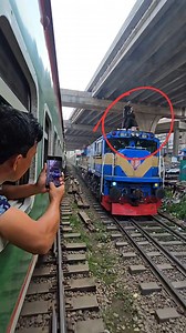 896K views · 7.1K reactions | Dangerous Risky Train Journey - Two High speed Train Crossing #fbreelsfypシ゚viralfbreelsfypシ゚viral #lsviralシfb #fbreelsfypシ゚viralvideo #fbreelsfypシ゚viralシ #fbyシvideo #fbreelsvideo #emdgt42 #benapolexpress #Akotaexpress #freighttrain | Rail Zone BD | Facebook