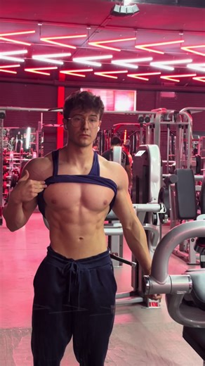 Ig: ___dangooo #gymmotivation #parati #gym #motivacion