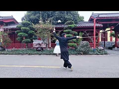 Master the Crescent Moon Sword Technique - Unleash Your Inner Warrior